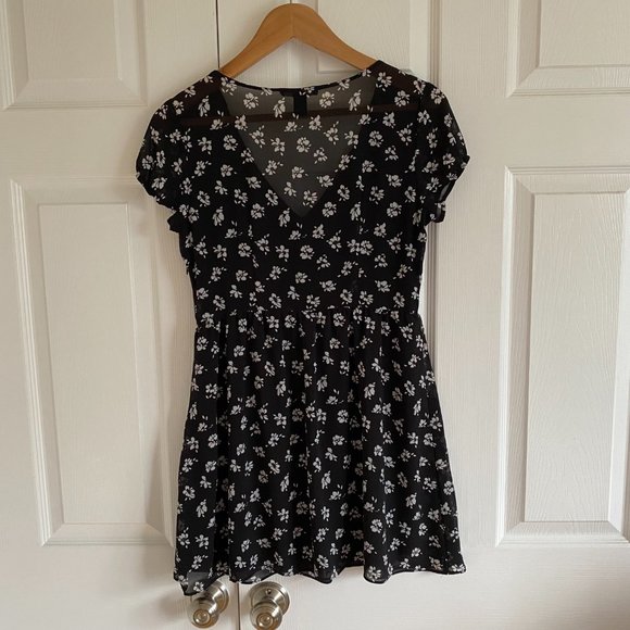 Forever 21 Dress - Picture 2 of 13